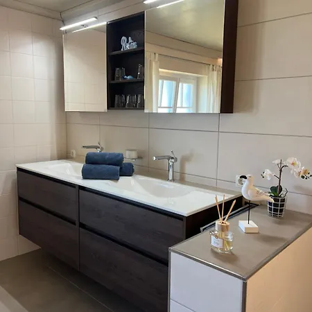 Traumhaft Grosse Naehe Attersee ザンクト・ゲオルゲン・イム・アッターガウ